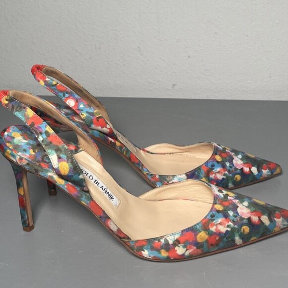 Manolo Blahnik Carolyne Slingback Pumps Womens - Picture 2 of 9